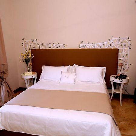 كروتوني B&B Milu' المظهر الخارجي الصورة