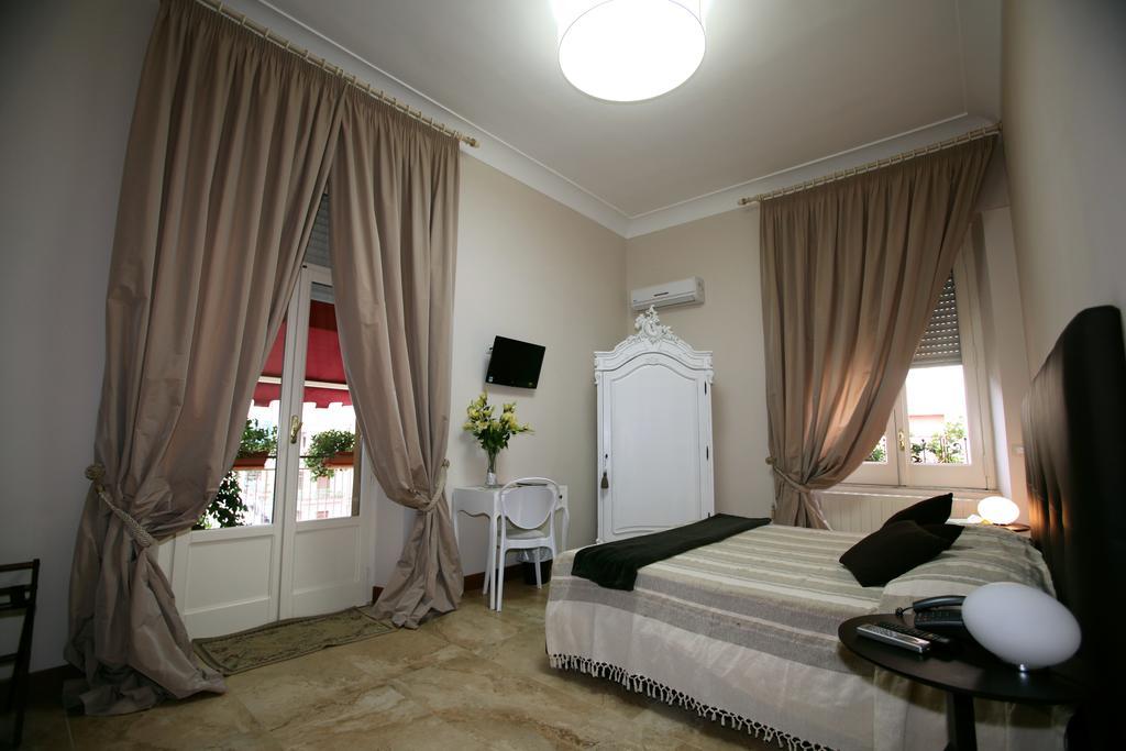 كروتوني B&B Milu' المظهر الخارجي الصورة