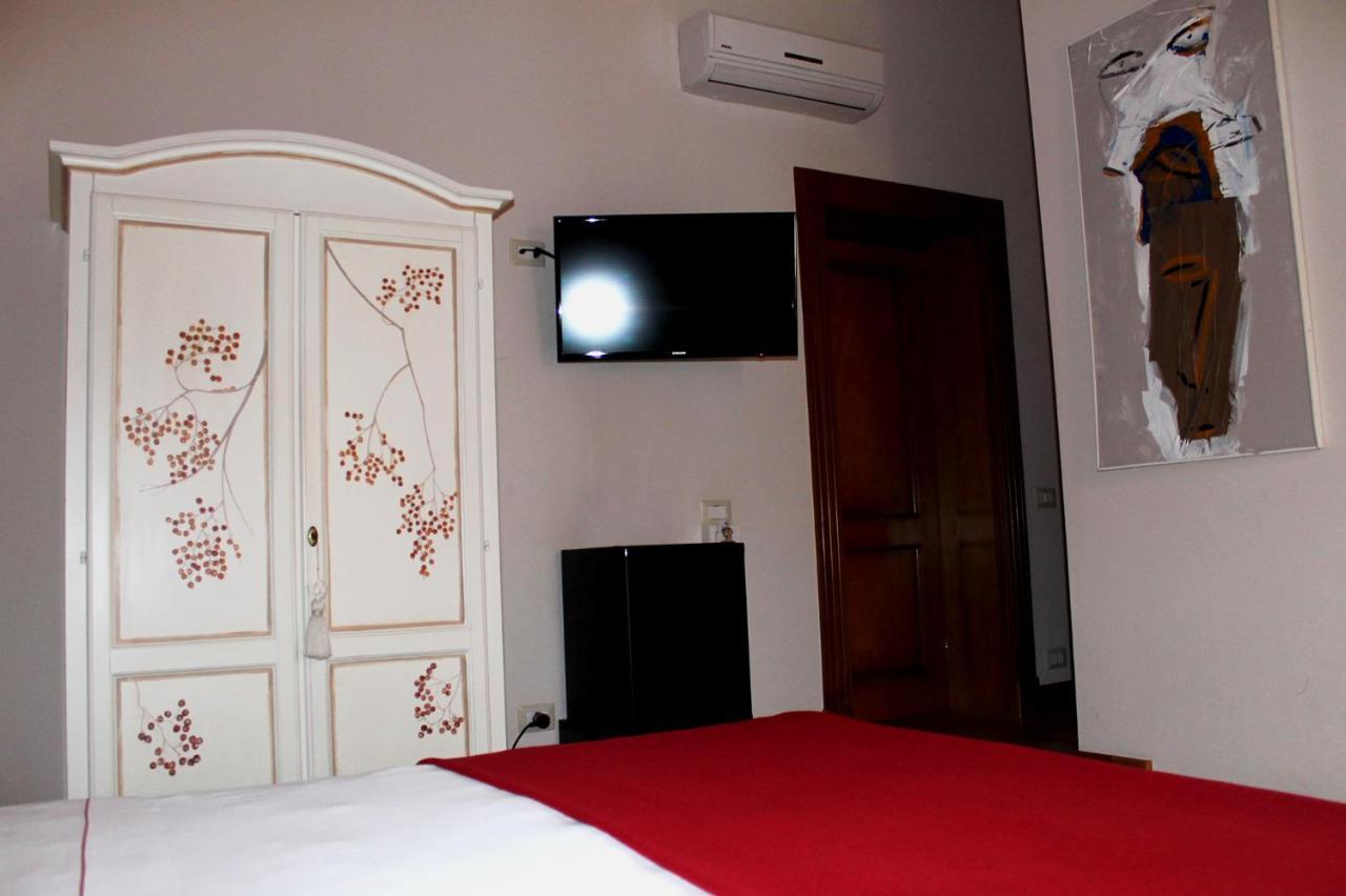 كروتوني B&B Milu' المظهر الخارجي الصورة