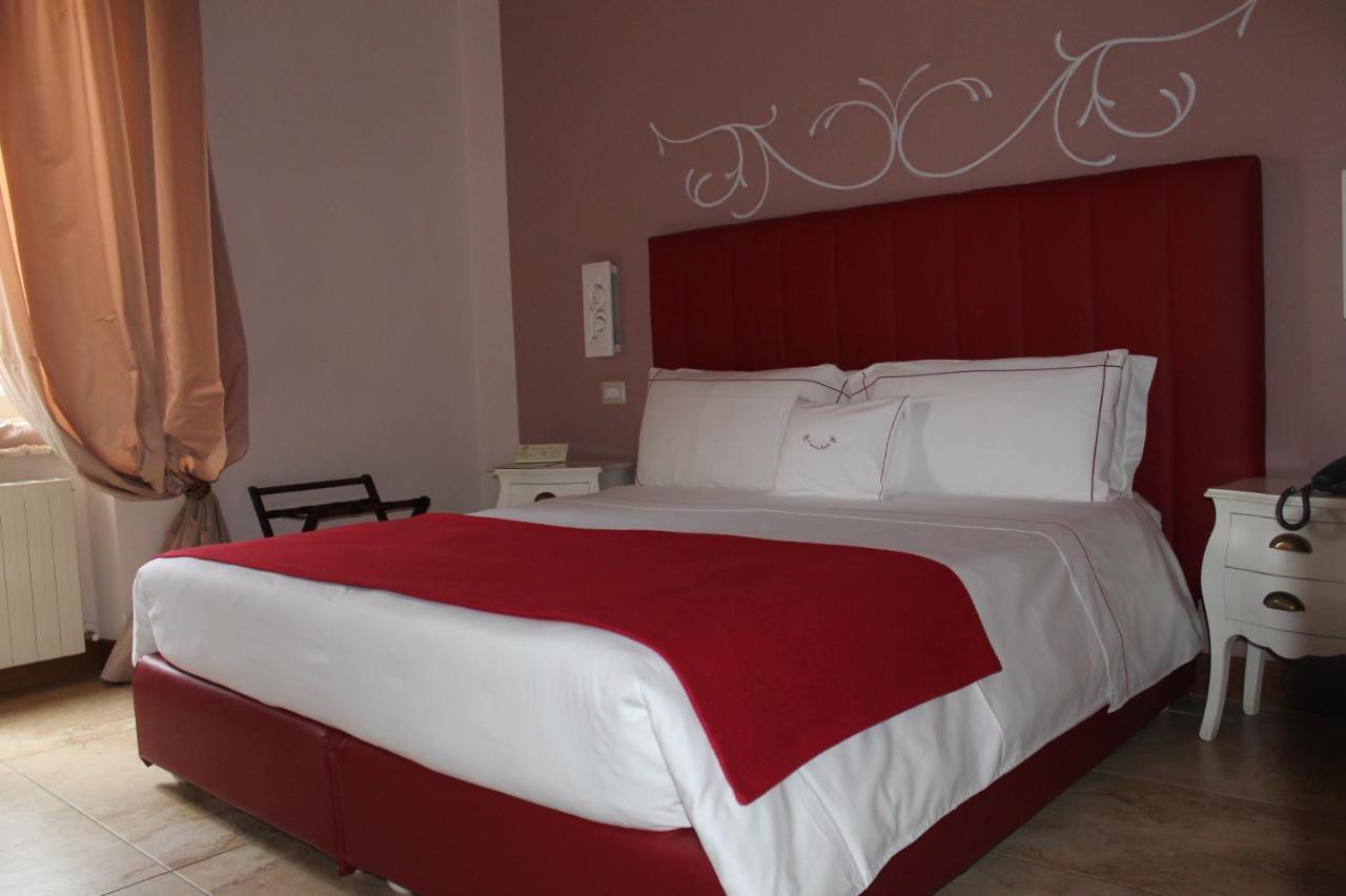 كروتوني B&B Milu' المظهر الخارجي الصورة